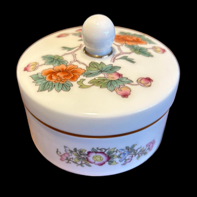 Wedgewood bone china Kutani Crane round lidded trinket box, England