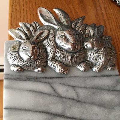 Vintage Arthur Court  bunny marble cheeseboard