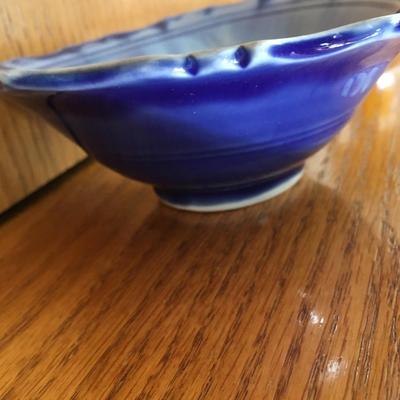 Edgecomb Pottery ruffled edge bowl