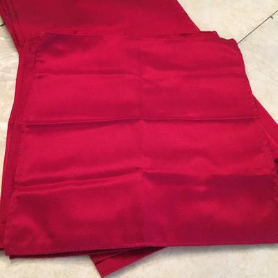 Ralph Lauren Home table cloths and napkins