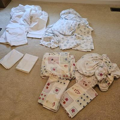 Three Sets of Queen Size Bedding by Cuddledown, Pottery Barn, & LL Bean (UB-JS)