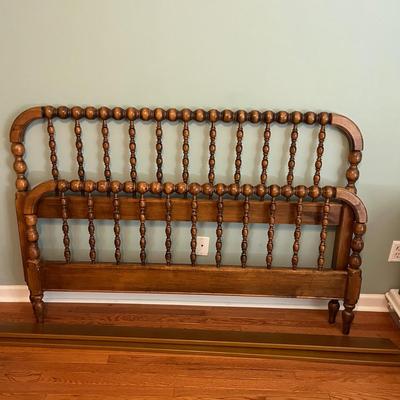 Ethan Allen Queen Sized Bed Frame (PS-MG)