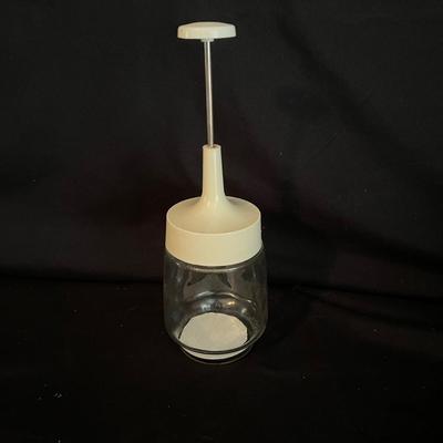 Vintage Tupperware & More (K-MK)
