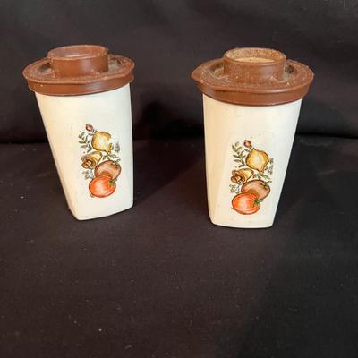 Vintage Tupperware & More (K-MK)