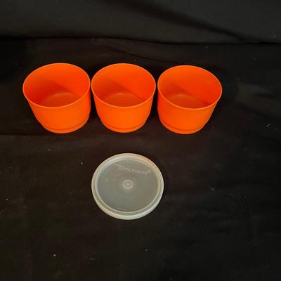 Vintage Tupperware & More (K-MK)