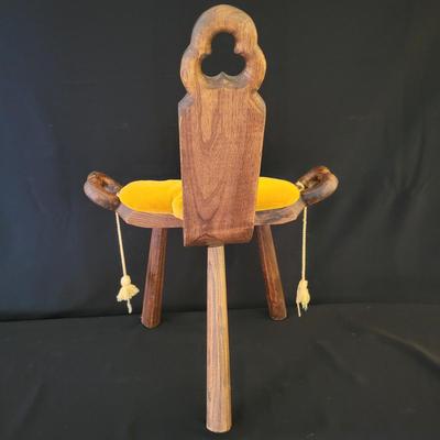 Antique Carved Birthing Stool (D-DW)