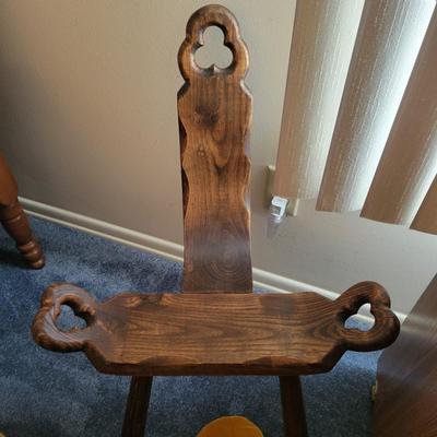 Antique Carved Birthing Stool (D-DW)