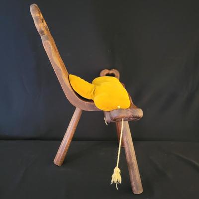 Antique Carved Birthing Stool (D-DW)