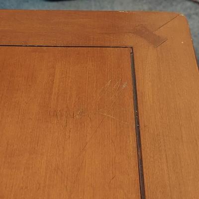 Bassett Furniture Coffee Table (D-DW)