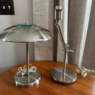 Set of 2 Silver-tone Metal Lamps