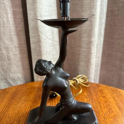 Unique Metal Female Sculpture Table Lamp