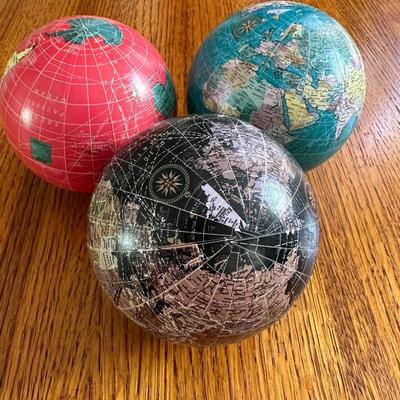  Set of 3 Small Globes