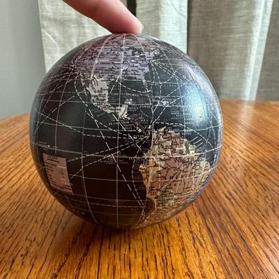  Set of 3 Small Globes