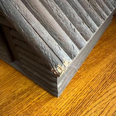 Wood Log Cabin
