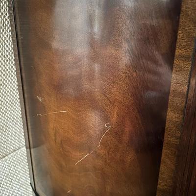 Great Half-Round Cabinet for Entry Way or Bar!