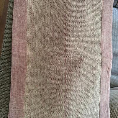 Place Mat & Runner Assortment