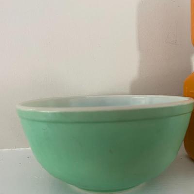 Mason Cannisters, Vintage Pyrex Bowl & More!