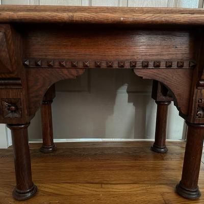 Wood Bench with Carved Legs