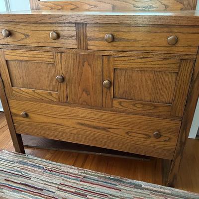 Beautiful Wood Sideboard w/ Horizonal Mirror
