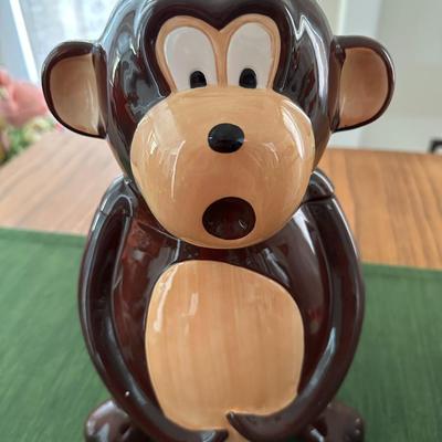 4 Adorable Monkey Cookie Jars, including Courious George!