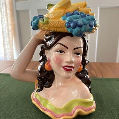 3 Unique Cookie Jars
