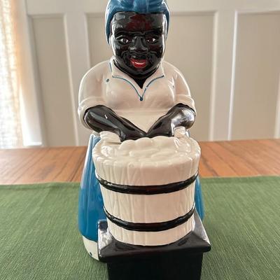 3 Unique Cookie Jars