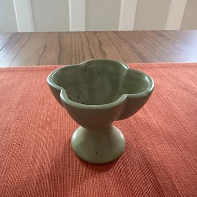 8 pc Vase Asst. Hull, Haeger, Floraline, USA - Green