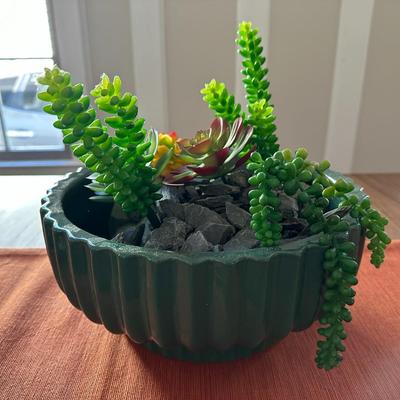 Decorative Bowl Arrangement & Black Planter w/Slate Rock Pcs