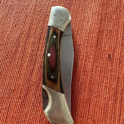 Pocket Knife, Metal Lighter, Lapel Pins