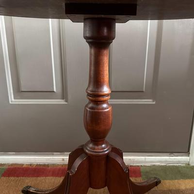Oval Wood Pedestal Table
