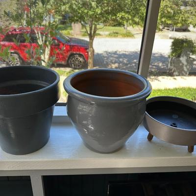 Gray Pots