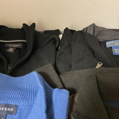 1/4 Zip Sweaters Size Large