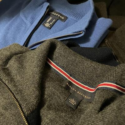 1/4 Zip Sweaters Size Large