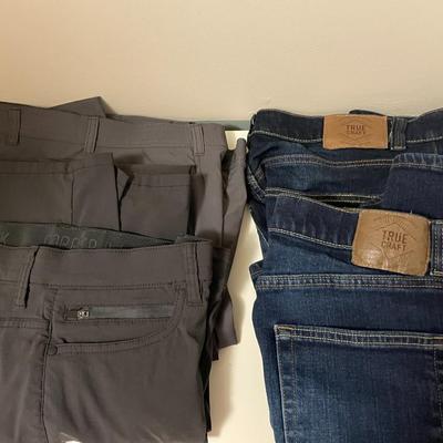 Men's Jeans & Pants