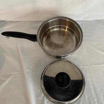 Vintage USA Colonial Ware Cook Set and More (K-MK)