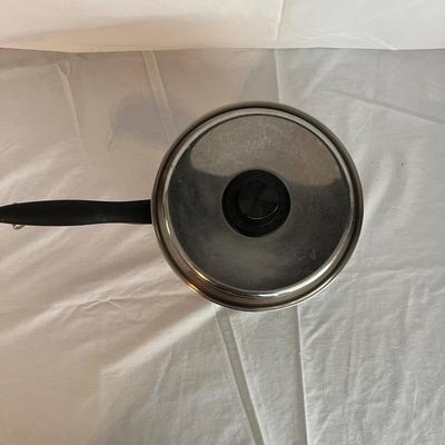 Vintage USA Colonial Ware Cook Set and More (K-MK)