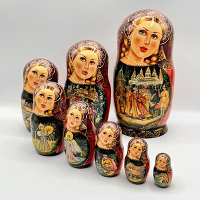 Royalty ~ Russian Nesting Dolls
