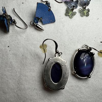 Thirty Plus Pairs of Dangle Earrings (K-RG)