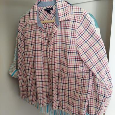 Women's Clothes, Hats, and Scarves (B1-BBL)