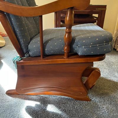 Wooden Glider Armchair (LR-MK)