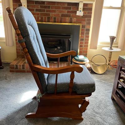 Wooden Glider Armchair (LR-MK)