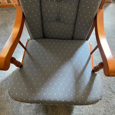 Wooden Glider Armchair (LR-MK)