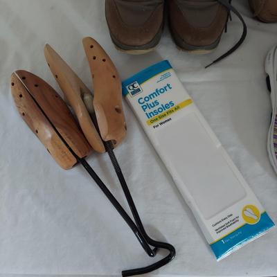 Women's Shoes Size 8, incl. Sloggers, Skechers, Jambu, & More (B1-BBL)