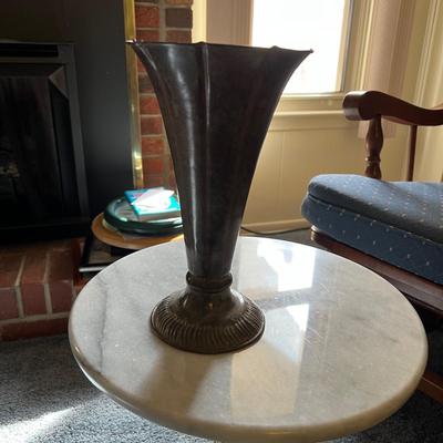 Round Marble Side Table and More (LR-MK)