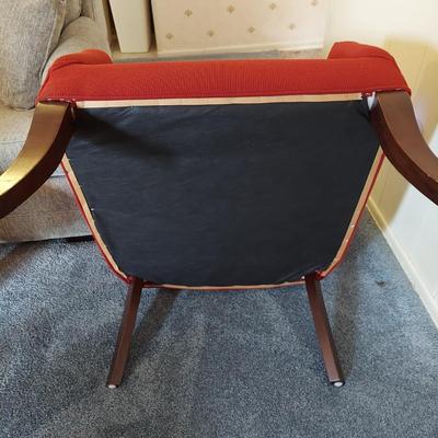 Red Armchair (DR-BBL)