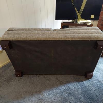 Gray Halifax Dove Loveseat (LR-BBL)