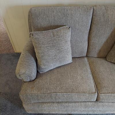 Gray Halifax Dove Loveseat (LR-BBL)