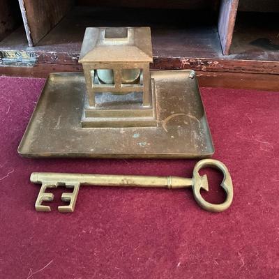 B1155 Antique Brass Inkwell and Decorative Key