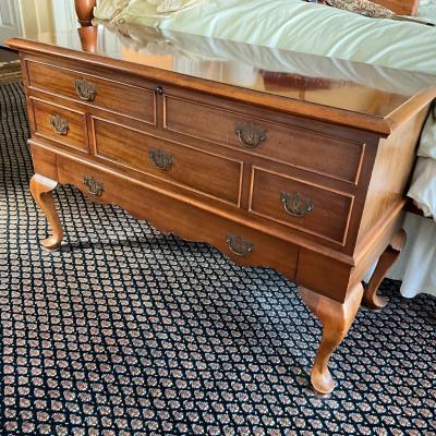 UB1166 Vintage Lane Lowboy Cedar Chest with Single Drawer