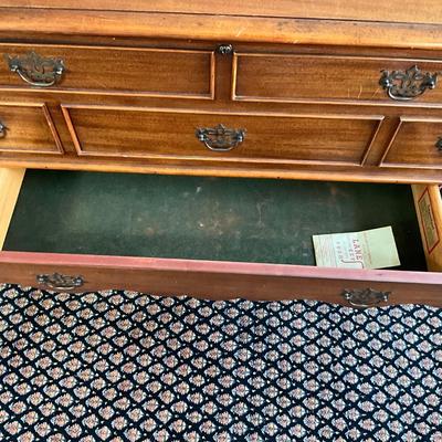 UB1166 Vintage Lane Lowboy Cedar Chest with Single Drawer